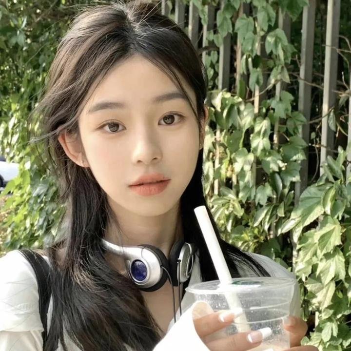 福尔摩斯小姐：失踪的侯爵